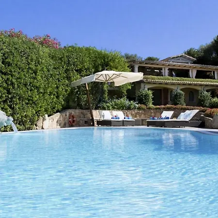Cozy Villa, Quiet Location & Pool - What'app - 0034-611-233-784 - For Reservations! * Porto Rotondo