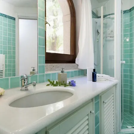 Villa Cozy Villa, Quiet Location & Pool - What'app - 0034-611-233-784 - For Reservations! *