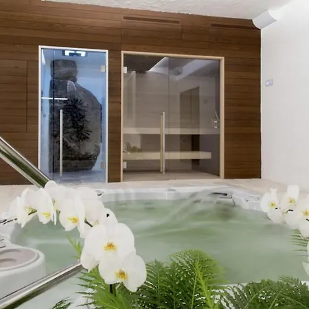Cozy Villa, Quiet Location & Pool - What'app - 0034-611-233-784 - For Reservations! Porto Rotondo